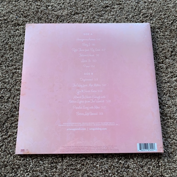 NEW Ariana Grande Yours Truly Vinyl - Picture 6 of 6